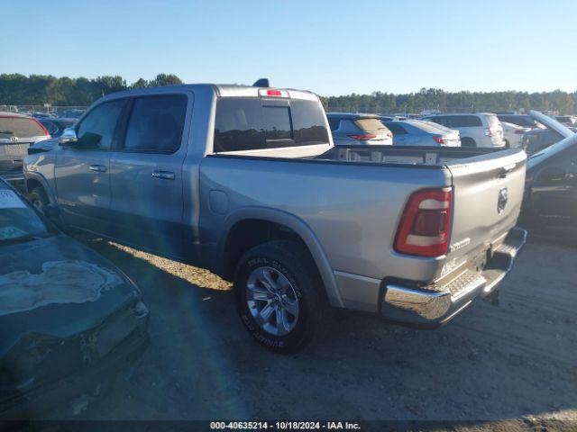 1C6RREJG3KN813299 RAM 1500 Laramie  4x2 5'7 Box