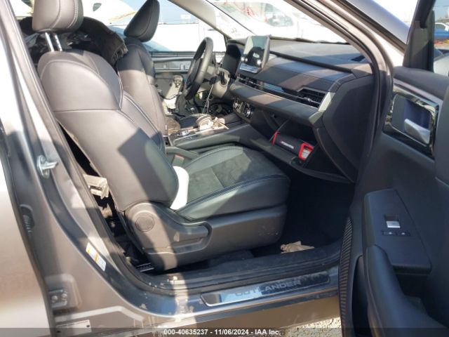 JA4J3UA89PZ059555 Mitsubishi Outlander Se 2.5 2wd