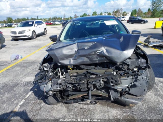 1FADP3F29FL200606 Ford FOCUS SE