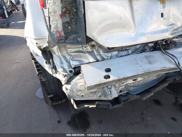 JTDKN3DU4F1990050 Toyota Prius Three