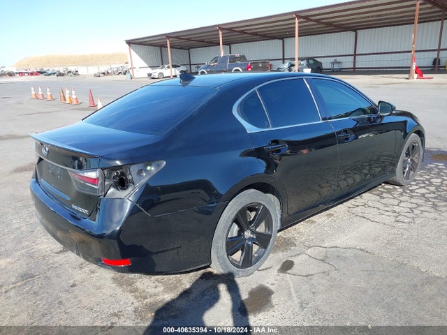 JTHBA1BL8GA000821 Lexus GS 200T