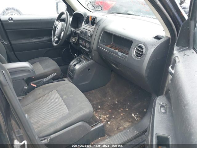 1C4NJPBAXFD350884 Jeep Patriot Altitude Edition