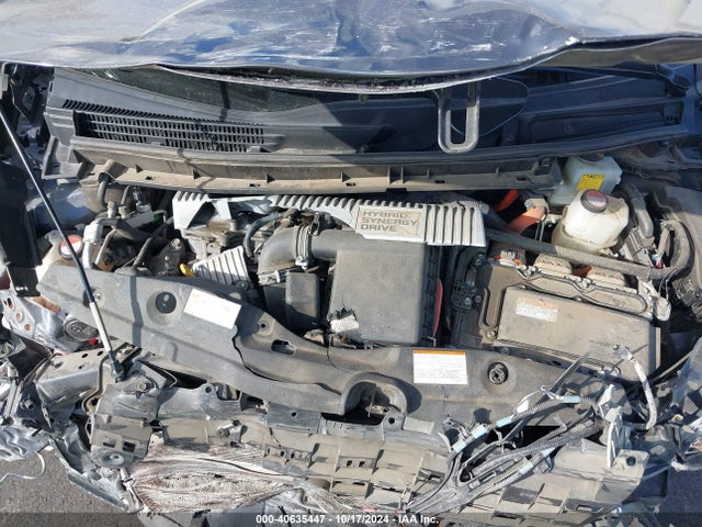Toyota Prius Two 2015 JTDKN3DU1F1979698 Image 10