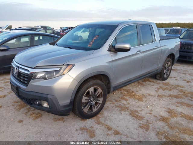 Honda Ridgeline Rtl-t 2017 5FPYK3F60HB011014 Image 2