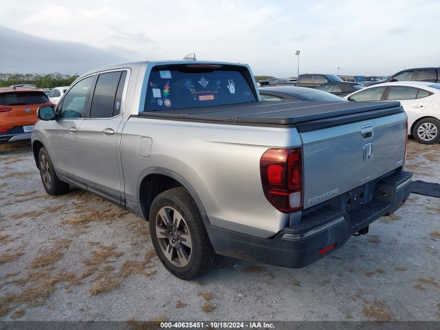 Honda Ridgeline Rtl-t 2017 5FPYK3F60HB011014 Image 3