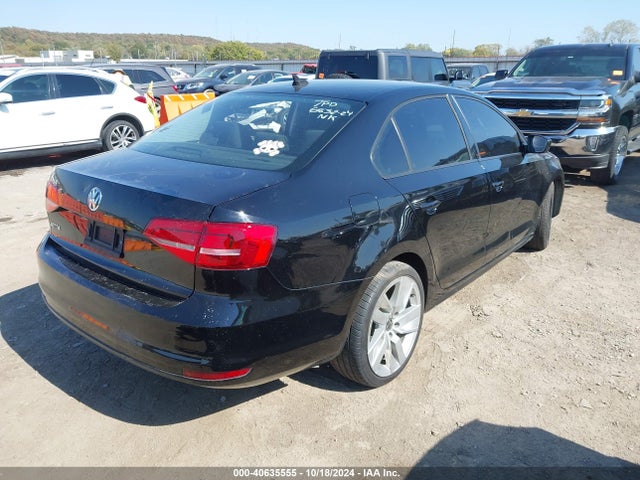 3VW2K7AJ9FM322125 Volkswagen Jetta 2.0l S