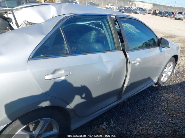 4T1BF1FK5EU389347 Toyota CAMRY SE