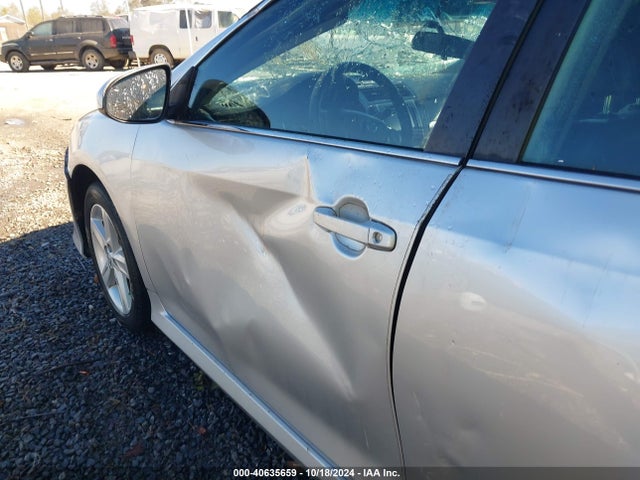 4T1BF1FK5EU389347 Toyota CAMRY SE