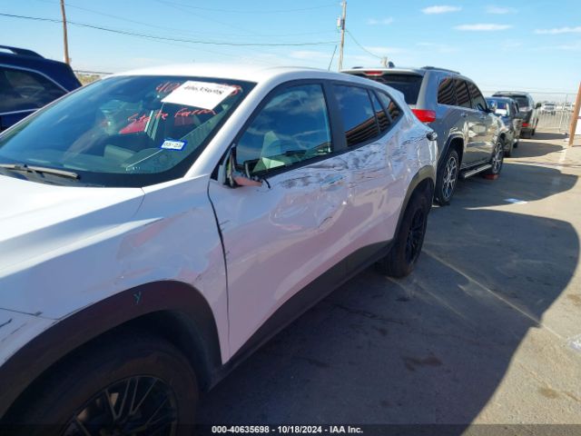 KL77LFE28RC025028 Chevrolet Trax Fwd Sp