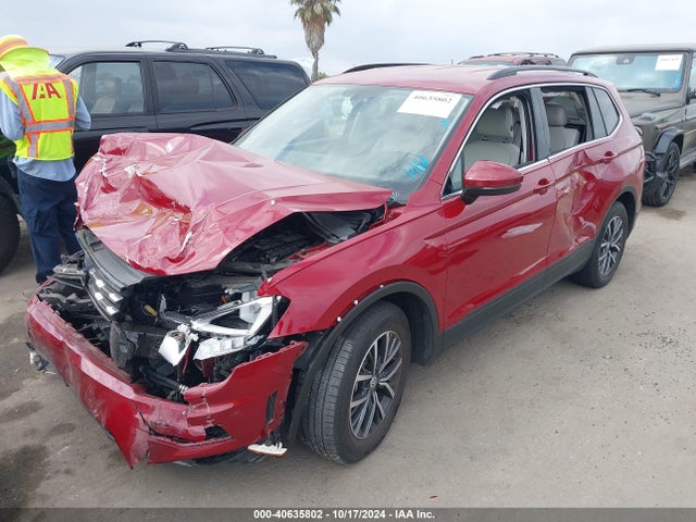 3VV3B7AX6KM074911 Volkswagen Tiguan
