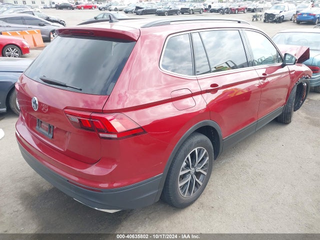 3VV3B7AX6KM074911 Volkswagen Tiguan
