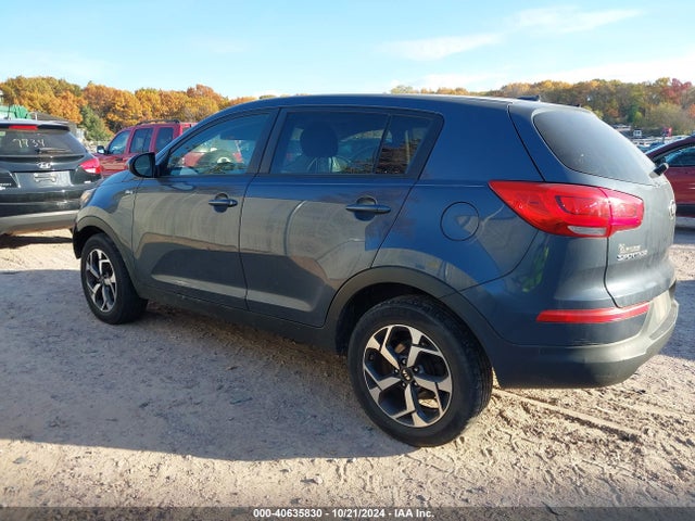 KIA Sportage Lx 2016 KNDPBCAC3G7849074 Image 3