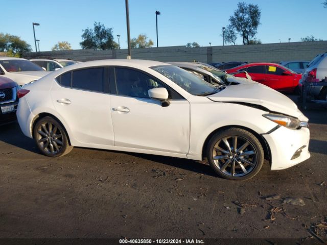 3MZBN1V31JM203137 Mazda Mazda3 Touring