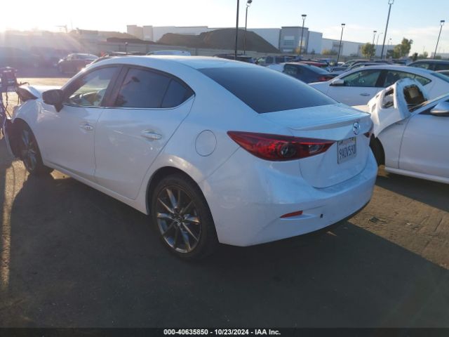 3MZBN1V31JM203137 Mazda Mazda3 Touring