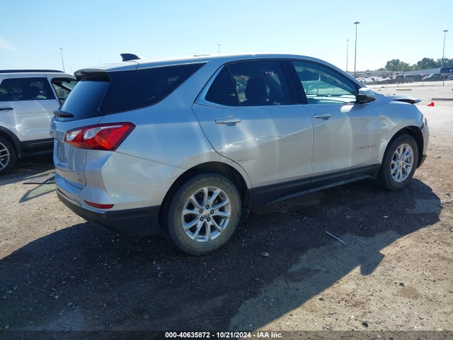 Chevrolet EQUINOX LT 2019 2GNAXKEV0K6252638 Image 4