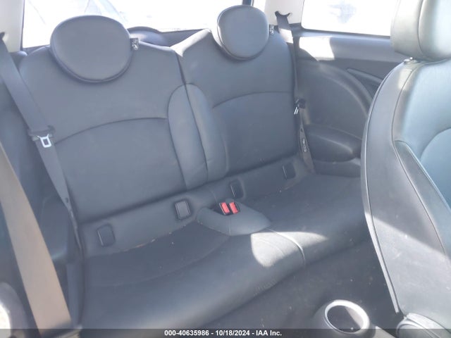 2007 MINI COOPER S WMWMF73597TL88660 Photo 7