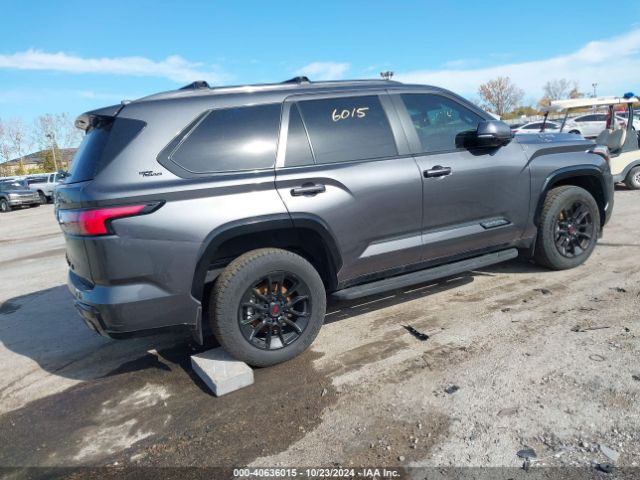7SVAAABA4RX029430 Toyota Sequoia Platinum