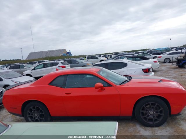 2C3CDZGG5JH245225 Dodge Challenger Gt Awd