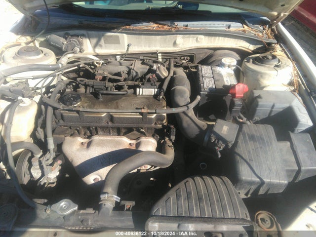 2001 MITSUBISHI GALANT 4A3AA46G71E120019 Photo 9