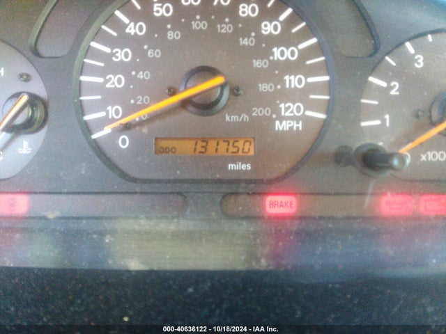 2001 MITSUBISHI GALANT 4A3AA46G71E120019 Photo 6
