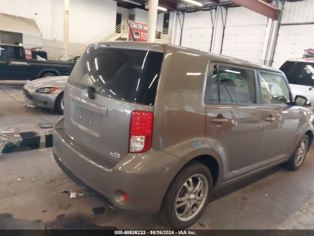JTLZE4FE8FJ071618 Scion XB