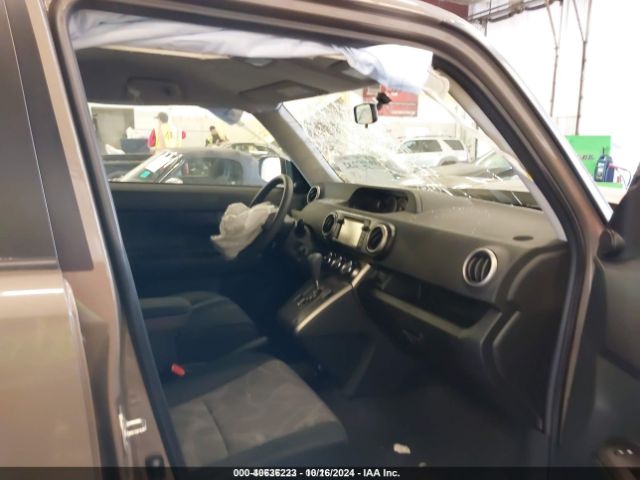 JTLZE4FE8FJ071618 Scion XB