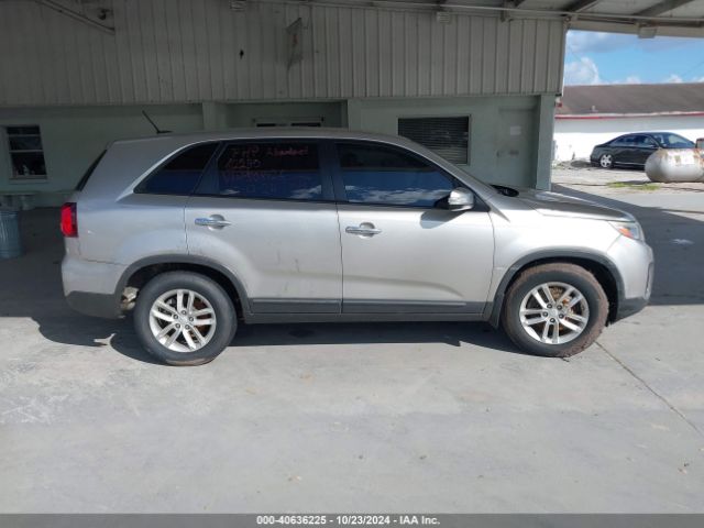 5XYKT3A6XEG508126 KIA SORENTO LX
