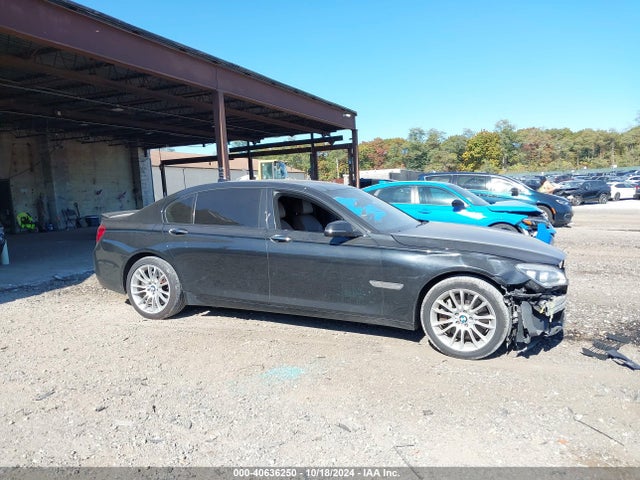 BMW 750li Xdrive 2015 WBAYF8C54FD654540 Image 13