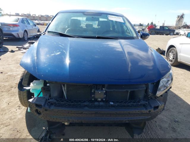 1VWAA7A36JC009866 Volkswagen Passat 2.0t R-line/2.0t S