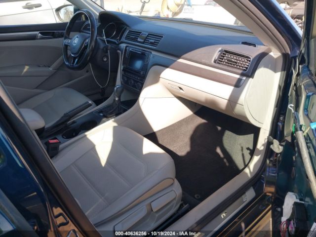 1VWAA7A36JC009866 Volkswagen Passat 2.0t R-line/2.0t S