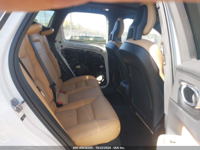 LYV102RK9JB106584 Volvo Xc60 T5 Momentum