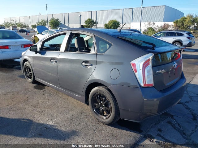 JTDKN3DU8F1887777 Toyota Prius