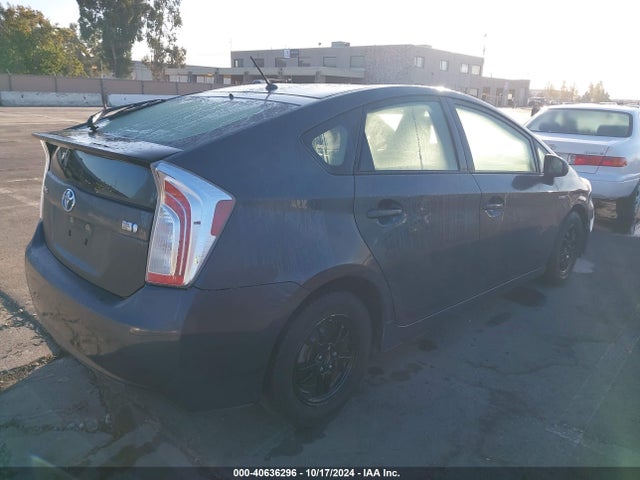 JTDKN3DU8F1887777 Toyota Prius