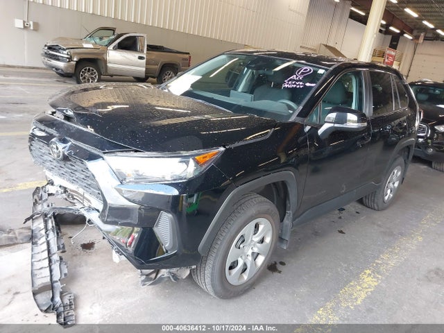 2T3G1RFV4NC283266 Toyota RAV4 LE