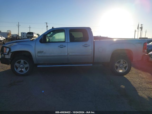 1GT120CG5EF118640 GMC Sierra 2500hd Sle