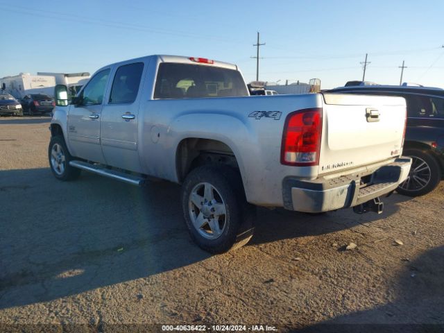 1GT120CG5EF118640 GMC Sierra 2500hd Sle