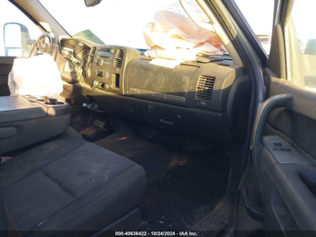 1GT120CG5EF118640 GMC Sierra 2500hd Sle