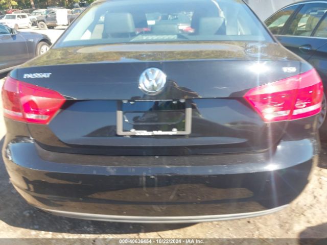 1VWAT7A39EC031800 Volkswagen Passat 1.8t Wolfsburg Edition