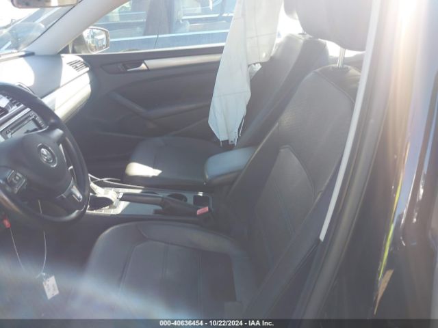 1VWAT7A39EC031800 Volkswagen Passat 1.8t Wolfsburg Edition