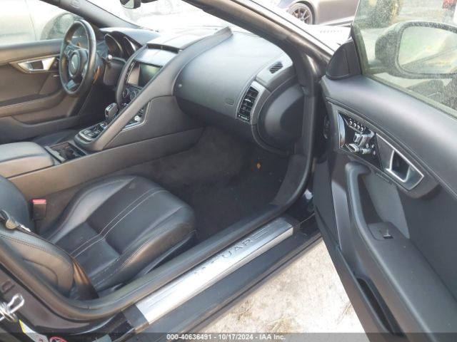 2015 JAGUAR F-TYPE SAJWA6BC9F8K13252 Photo 4