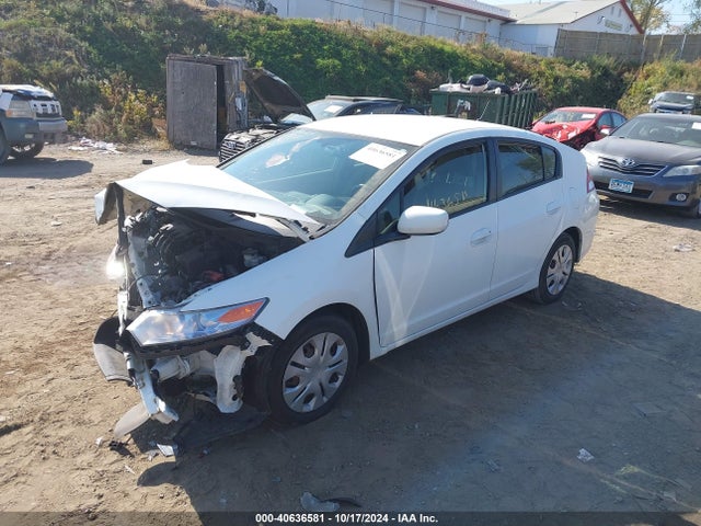 Honda Insight 2014 JHMZE2H33ES002970 Image 2