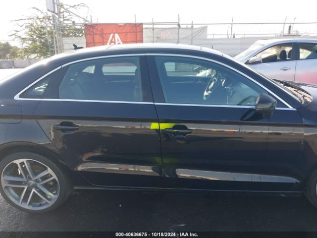 WAUAUGFF6KA067807 Audi A3 40 Premium/40 Titanium Premium