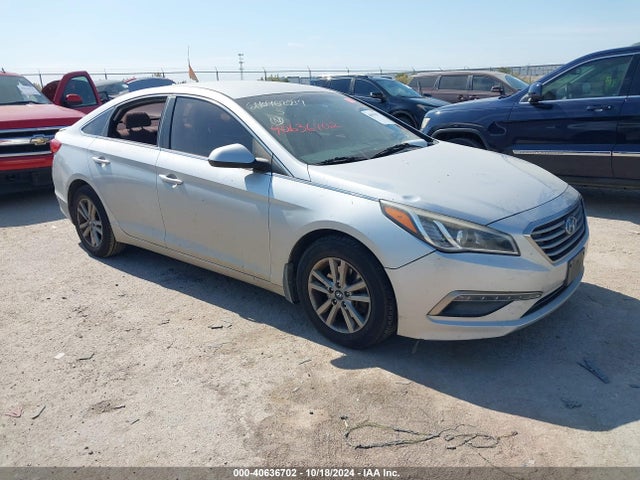 Продажа на аукционе авто 2015 Hyundai Sonata Se, vin: 5NPE24AF8FH045855, номер лота: 40636702