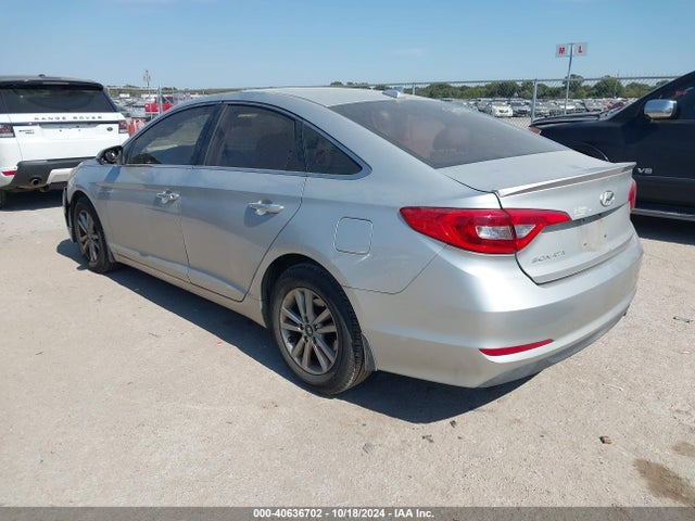 Продажа на аукционе авто 2015 Hyundai Sonata Se, vin: 5NPE24AF8FH045855, номер лота: 40636702