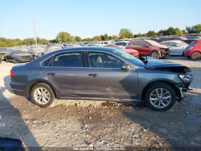 1VWAS7A32GC006825 Volkswagen Passat 1.8t S