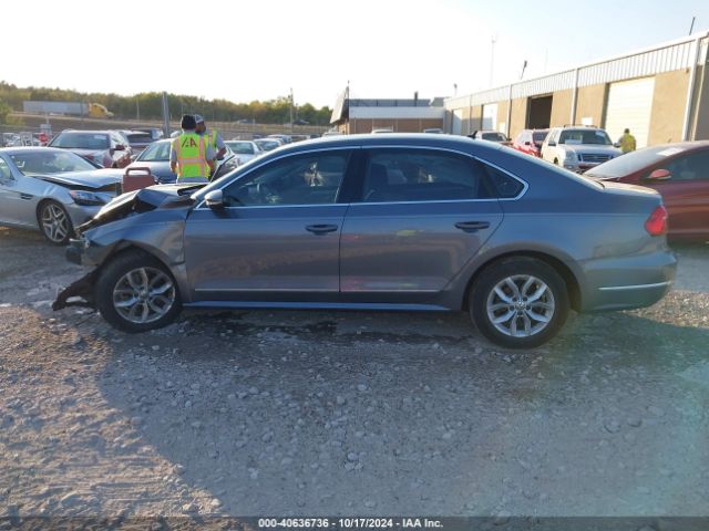 1VWAS7A32GC006825 Volkswagen Passat 1.8t S