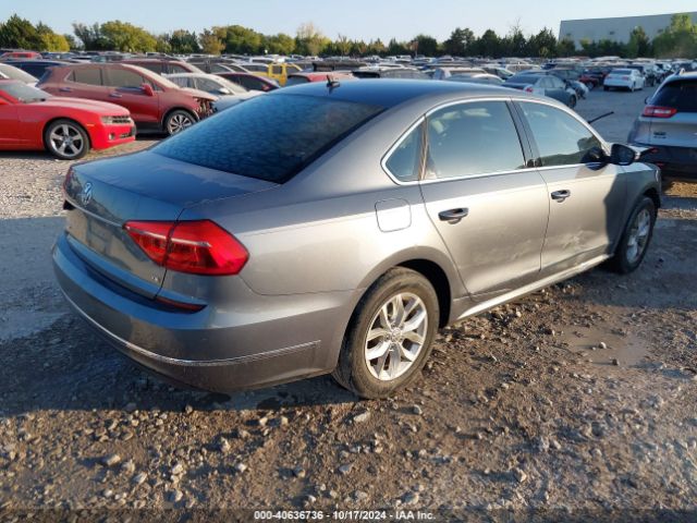 1VWAS7A32GC006825 Volkswagen Passat 1.8t S
