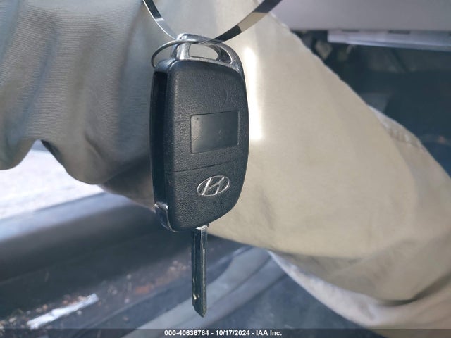Hyundai Sonata 2016 5NPE24AF8GH412691 Image 11