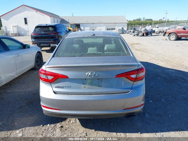Hyundai Sonata 2016 5NPE24AF8GH412691 Image 16