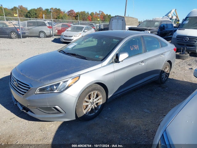 Hyundai Sonata 2016 5NPE24AF8GH412691 Image 2